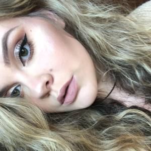 Meet your Posher, Jocelyn